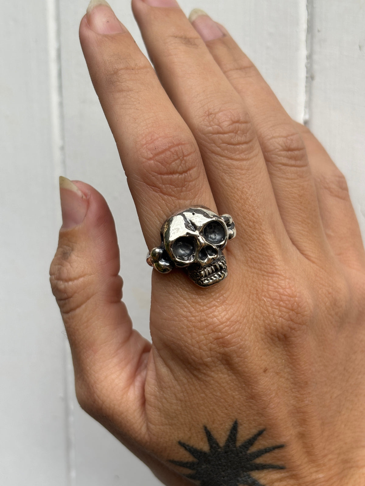 Momento Mori ring